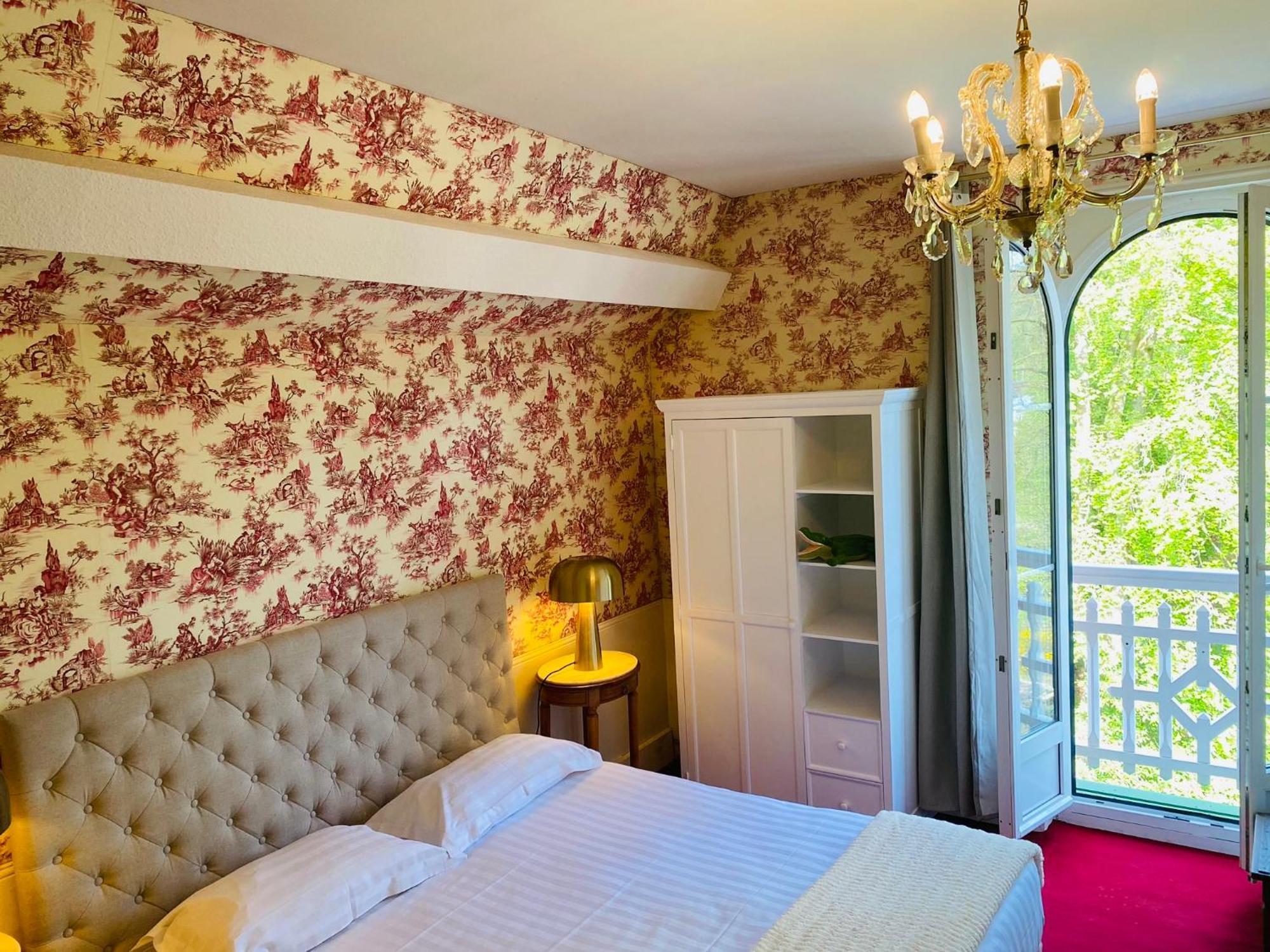 Brit Hotel & Spa Le Roc Au Chien Bagnoles de l'Orne Normandie Экстерьер фото