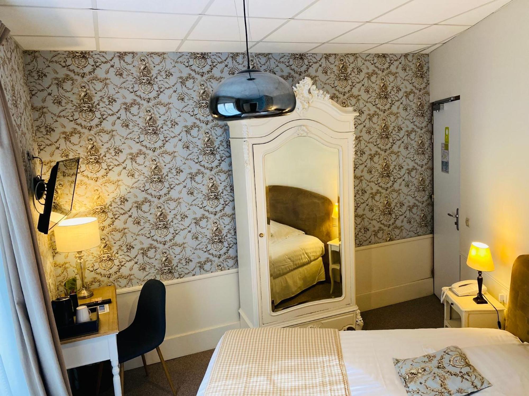 Brit Hotel & Spa Le Roc Au Chien Bagnoles de l'Orne Normandie Экстерьер фото